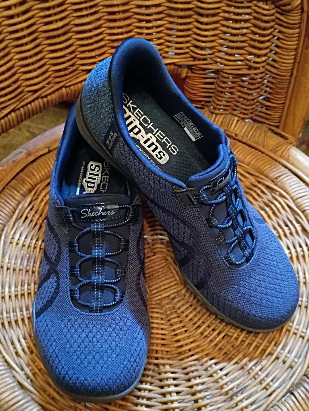Skechers- New W/Out Tags, Women's Navy Knit Slip-On Sneakers Size 7